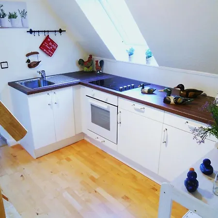 Gemuetliche In Ebbingen Mit Grossem Garten Apartamento